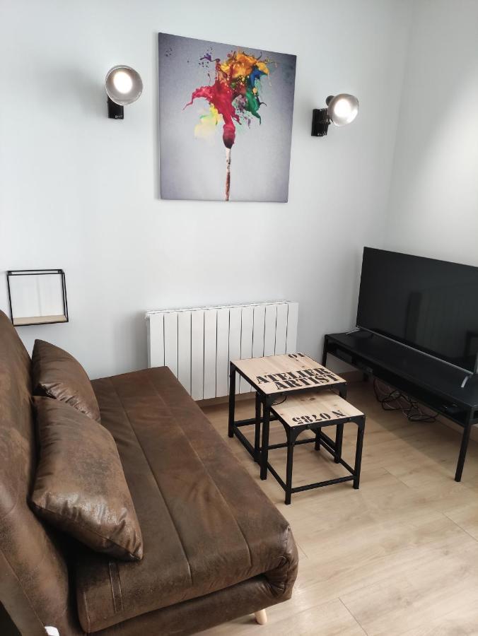 L'Atelier De L'Artiste - Moulins Coeur De Ville ภายนอก รูปภาพ