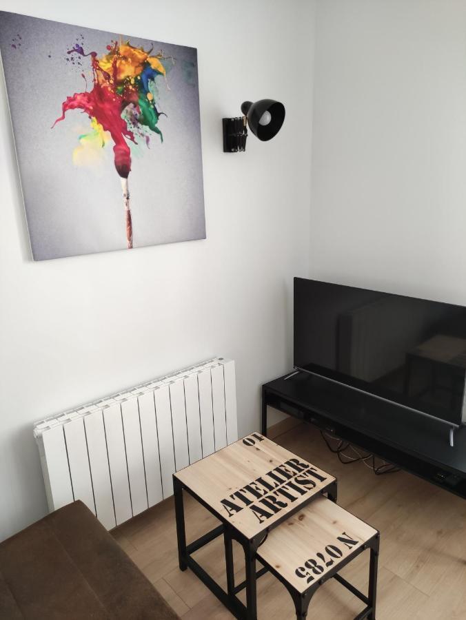 L'Atelier De L'Artiste - Moulins Coeur De Ville ภายนอก รูปภาพ