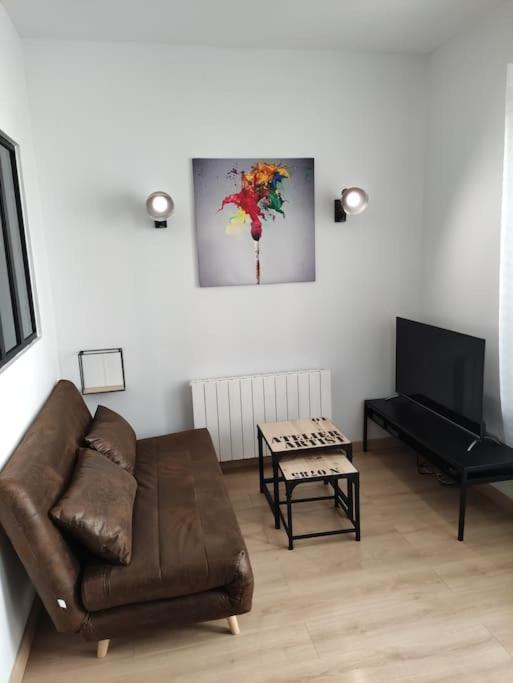 L'Atelier De L'Artiste - Moulins Coeur De Ville ภายนอก รูปภาพ