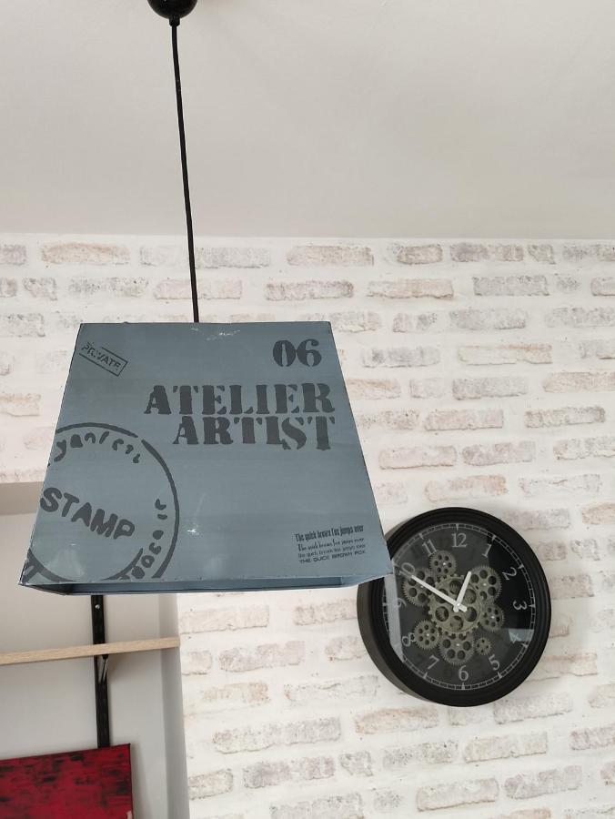 L'Atelier De L'Artiste - Moulins Coeur De Ville ภายนอก รูปภาพ